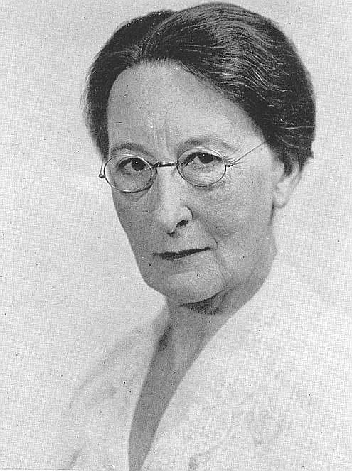 Nora Cecil